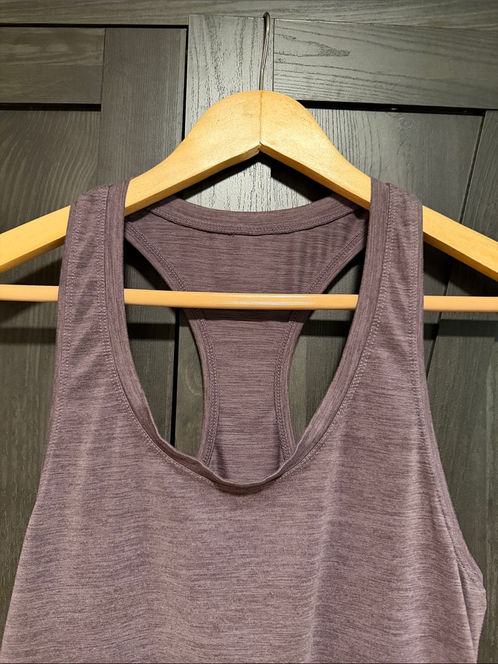 Vuori Lux Performance tank top - Picture 2 of 4